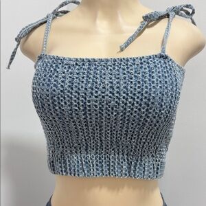 Women’s Textured Hollowed Out Smocked Denim Crop Top